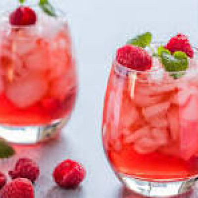 Simply Lemonade with Raspberry Juice
